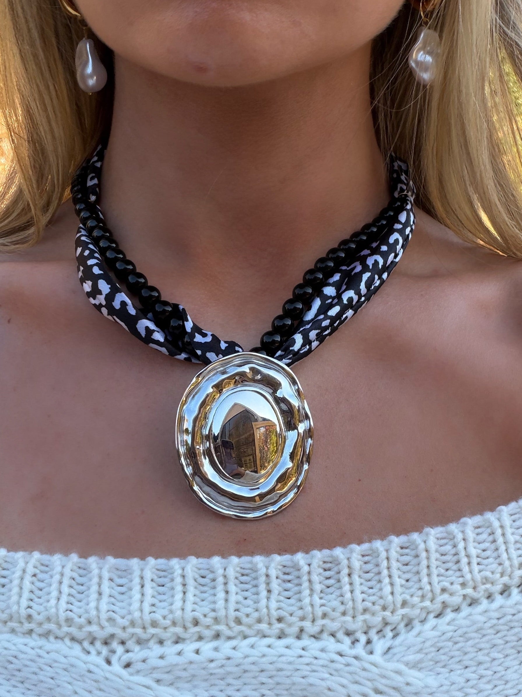 Chunky Oval Pendant Necklace